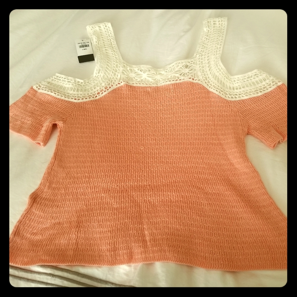 NWT Hollister knit sweater with shoulder cut-out